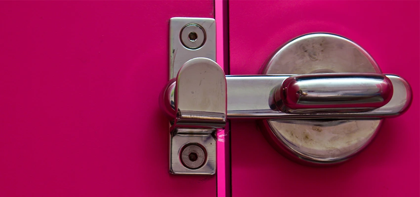 Childproof Gate Lock in Skokie