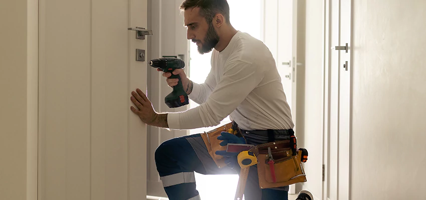 Mailbox Lock Installation Expert in Skokie, Illinois